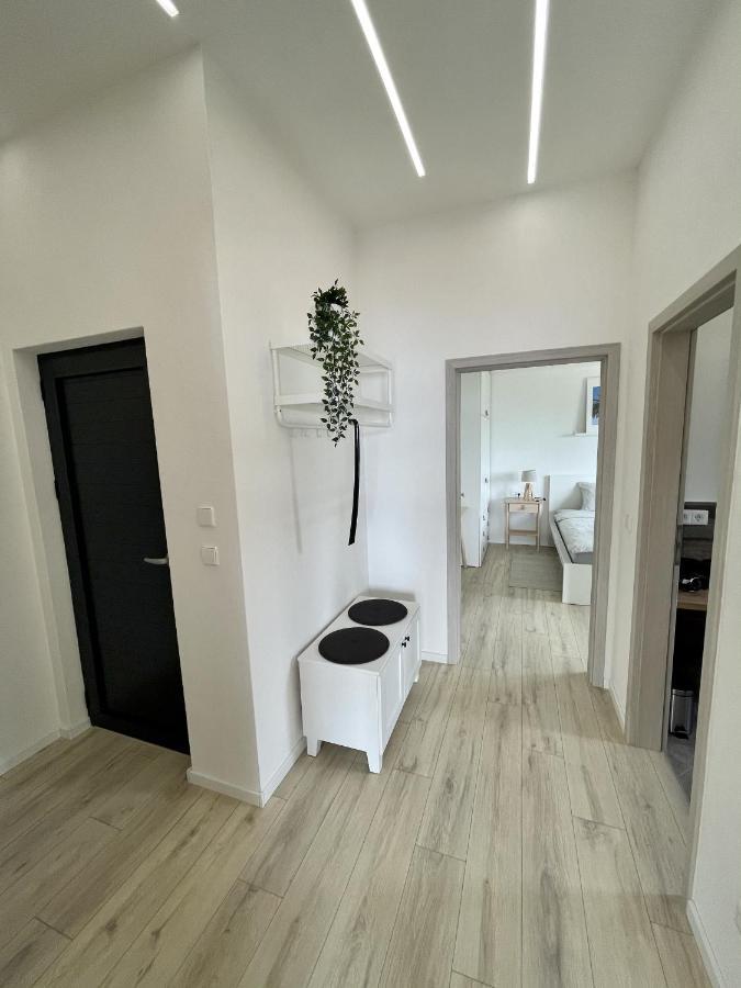 Lambda Holiday Apartments Jesenice  Luaran gambar