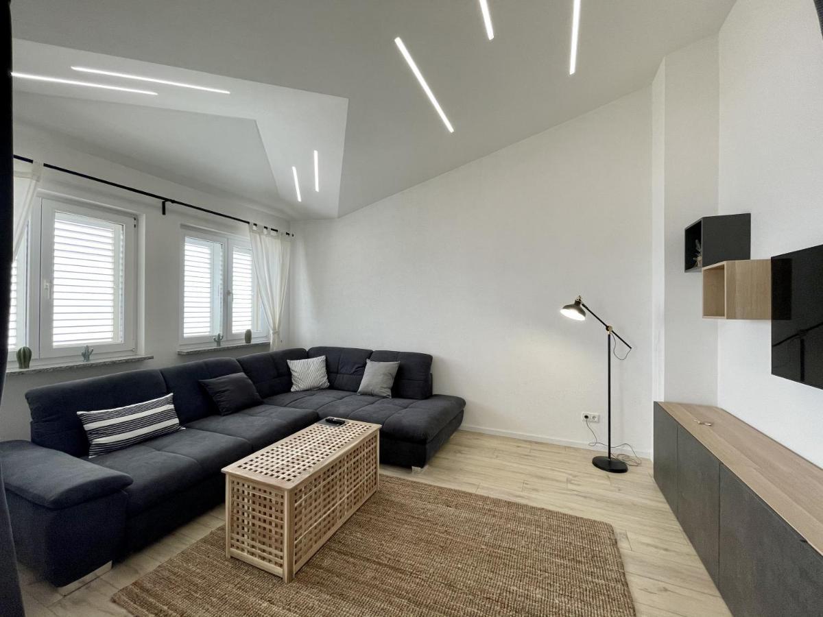 Lambda Holiday Apartments Jesenice  Luaran gambar