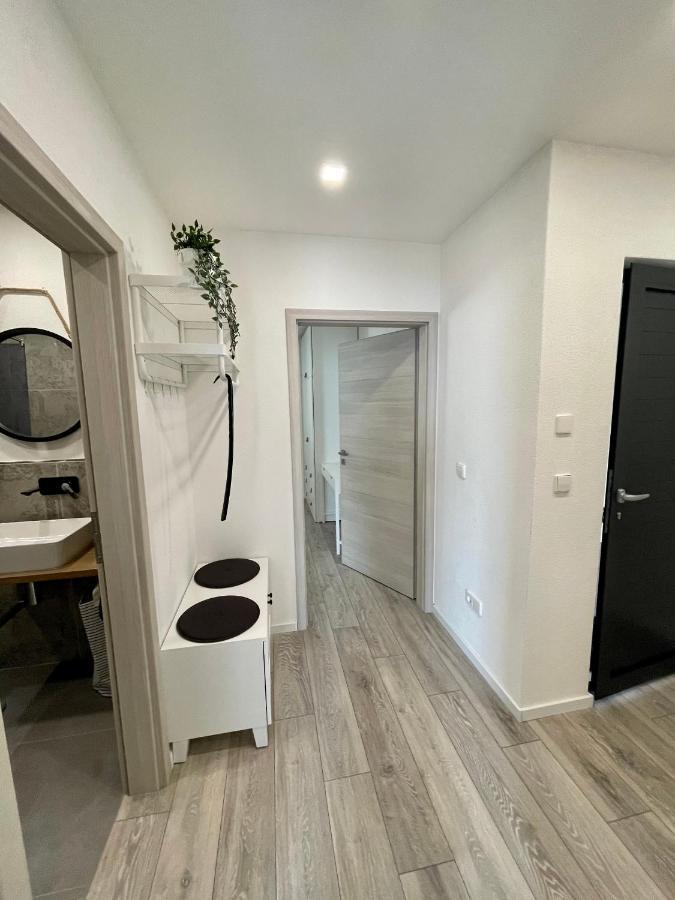 Lambda Holiday Apartments Jesenice  Luaran gambar