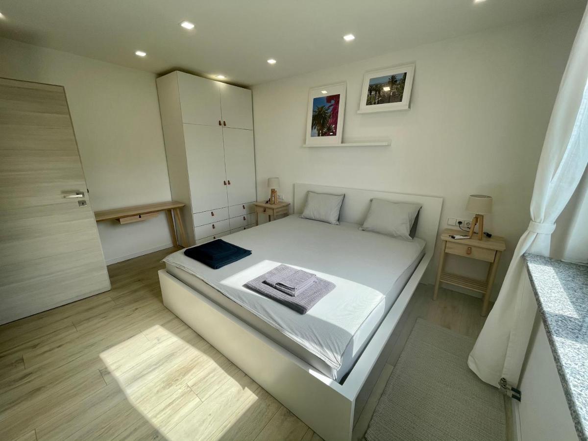Lambda Holiday Apartments Jesenice  Luaran gambar