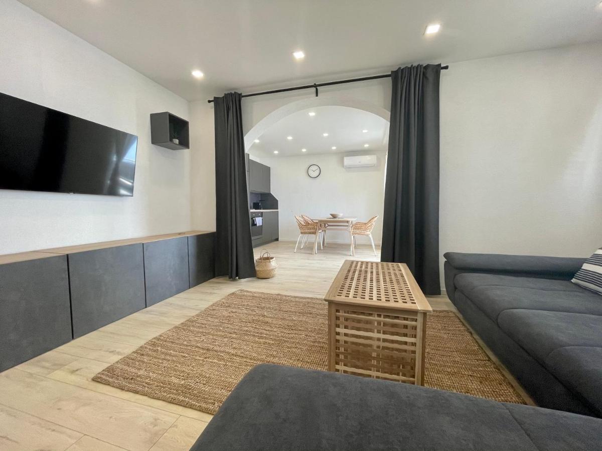 Lambda Holiday Apartments Jesenice  Luaran gambar